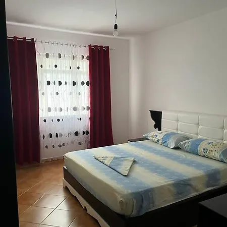 Spacious Apartment-balcony-close Bus Station-self Checkin 24hr-30 Min Airport Apartament *