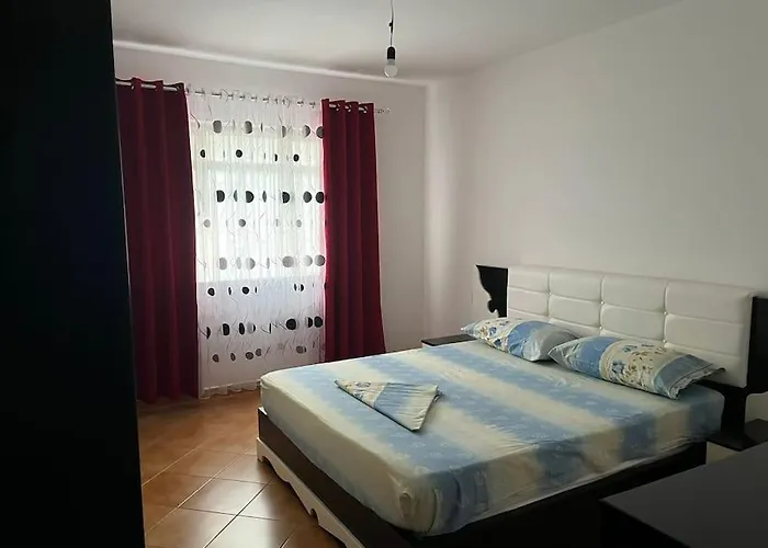 Spacious Apartment-balcony-close Bus Station-self Checkin 24hr-30 Min Airport Apartment *