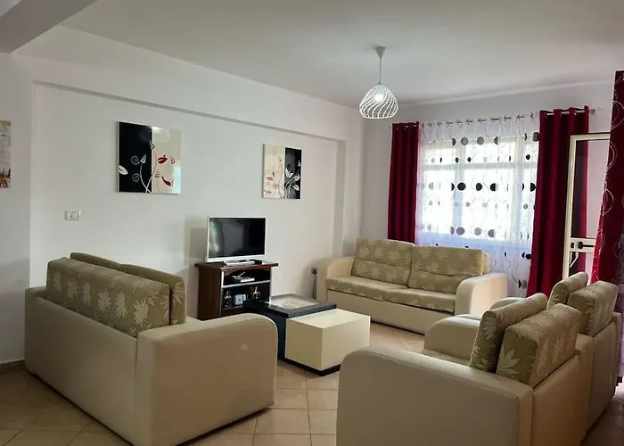 Spacious Apartment-balcony-close Bus Station-self Checkin 24hr-30 Min Airport